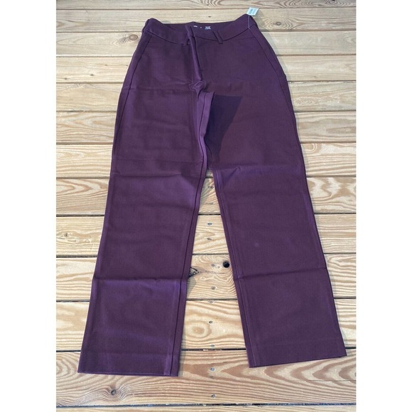 Old Navy Pants - NWT Old Navy High Rise Pixie Pants Size 6 Women’s Maroon
